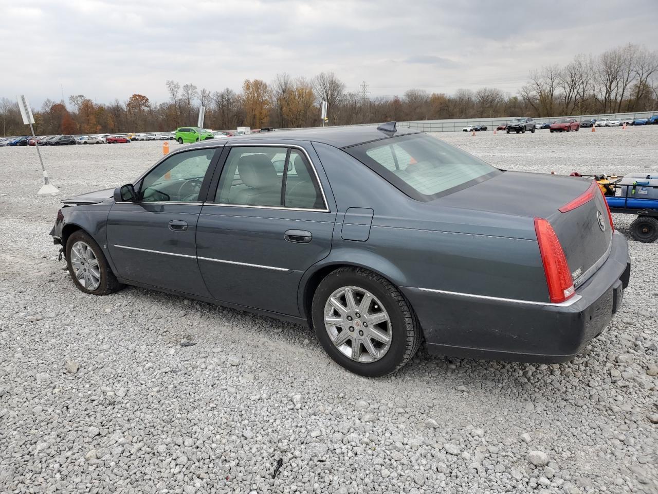 2010 CADILLAC DTS