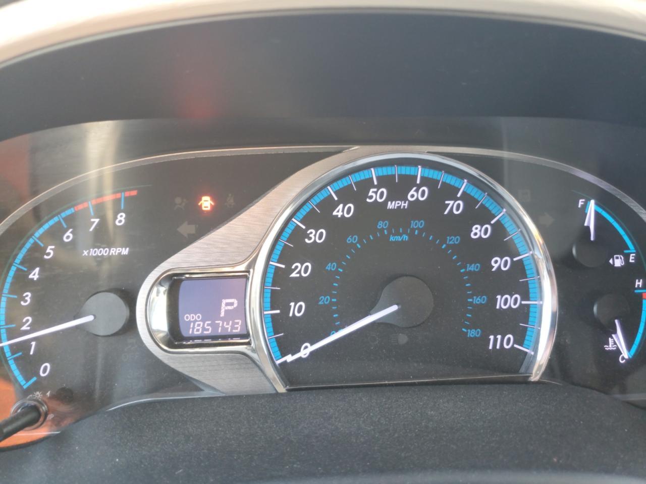2013 TOYOTA SIENNA