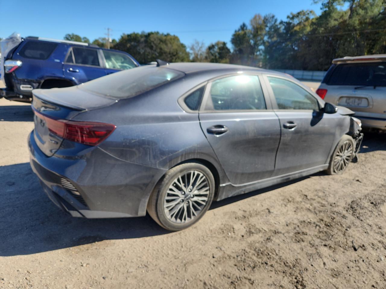 2023 KIA FORTE