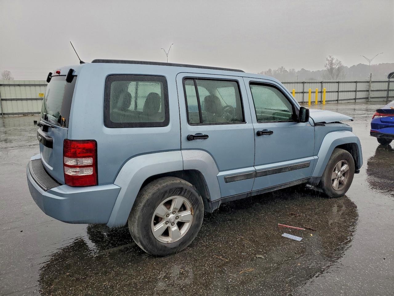 2012 JEEP Liberty