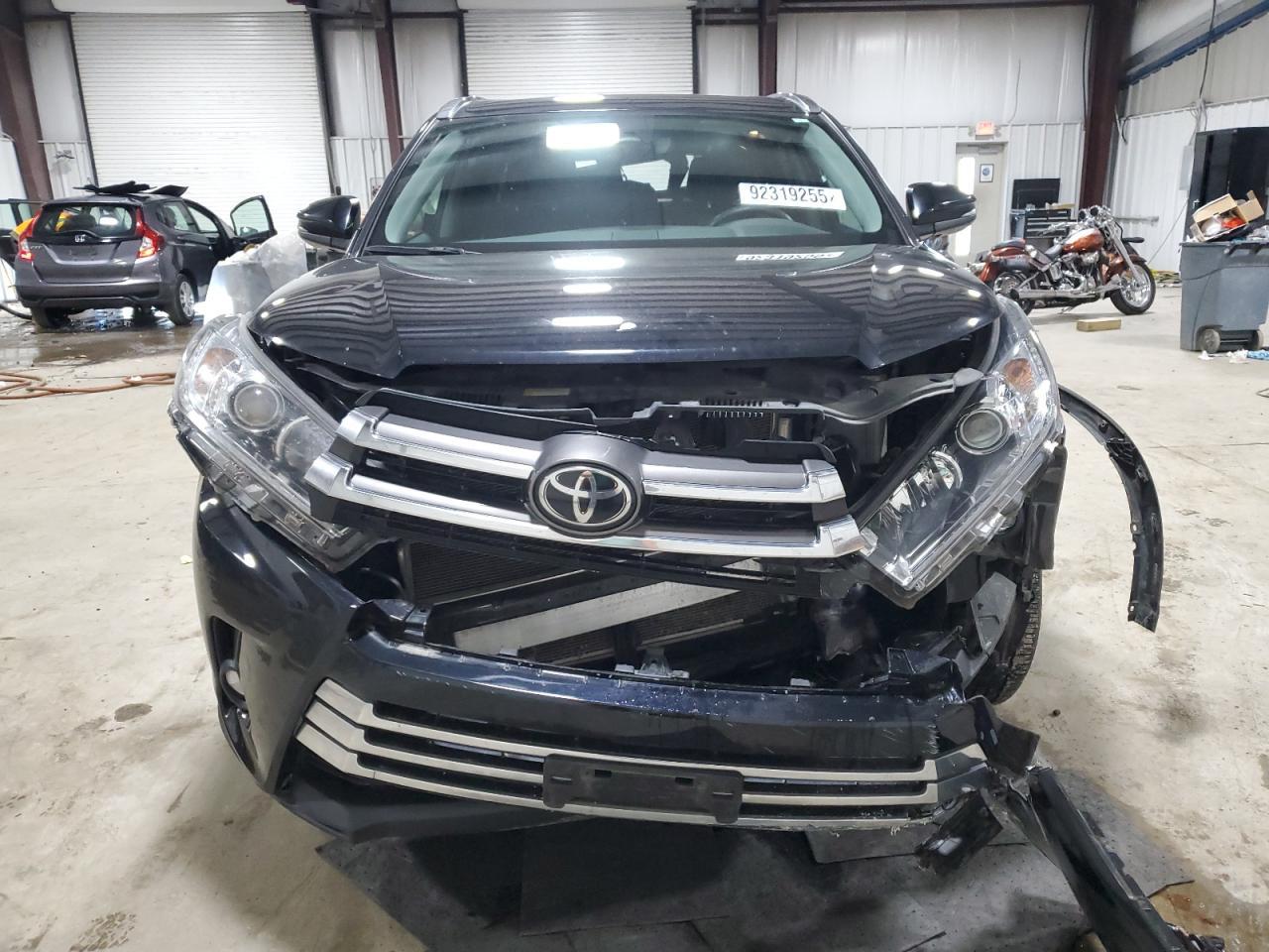 2019 TOYOTA HIGHLANDER