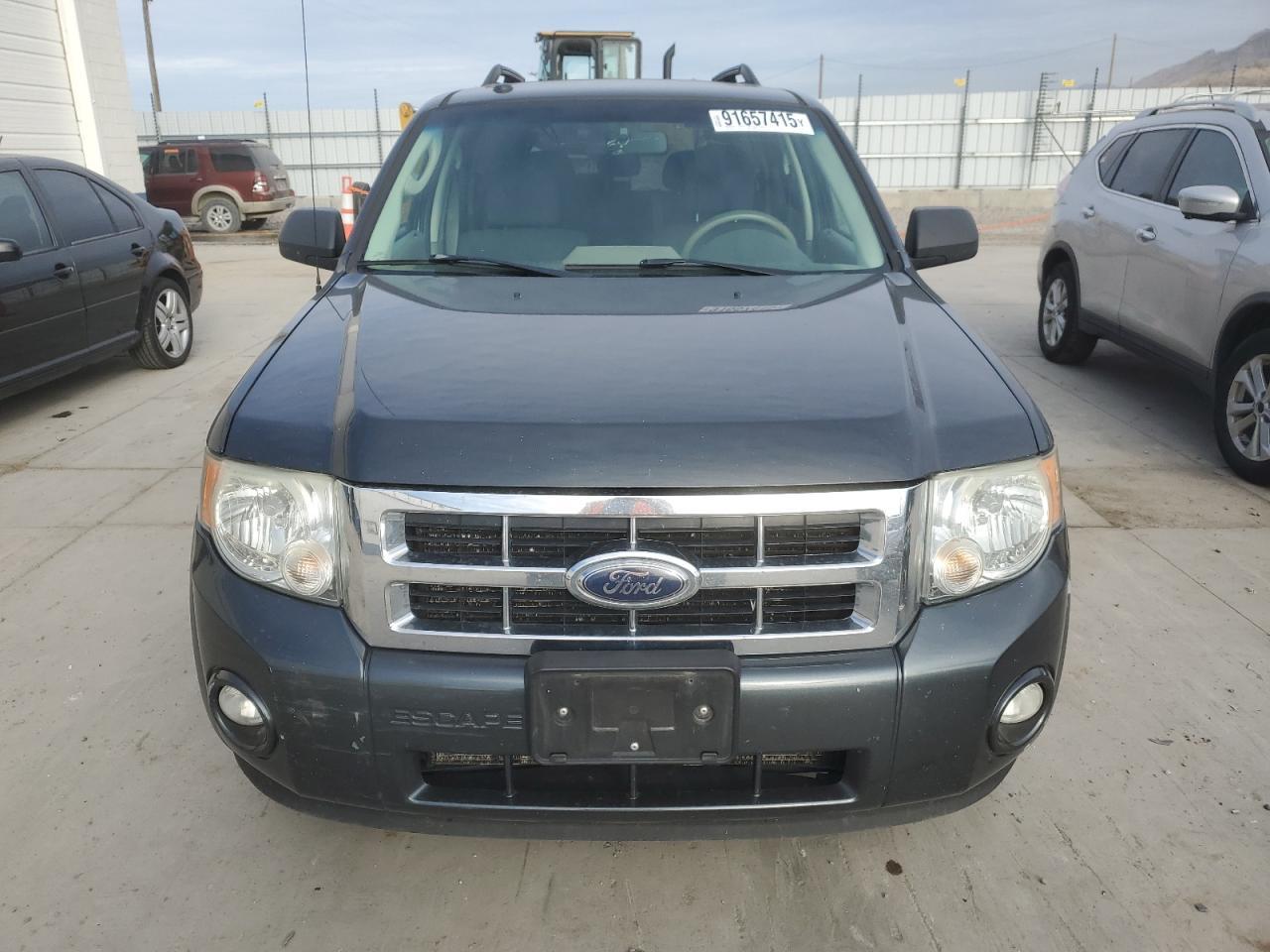 2009 FORD ESCAPE