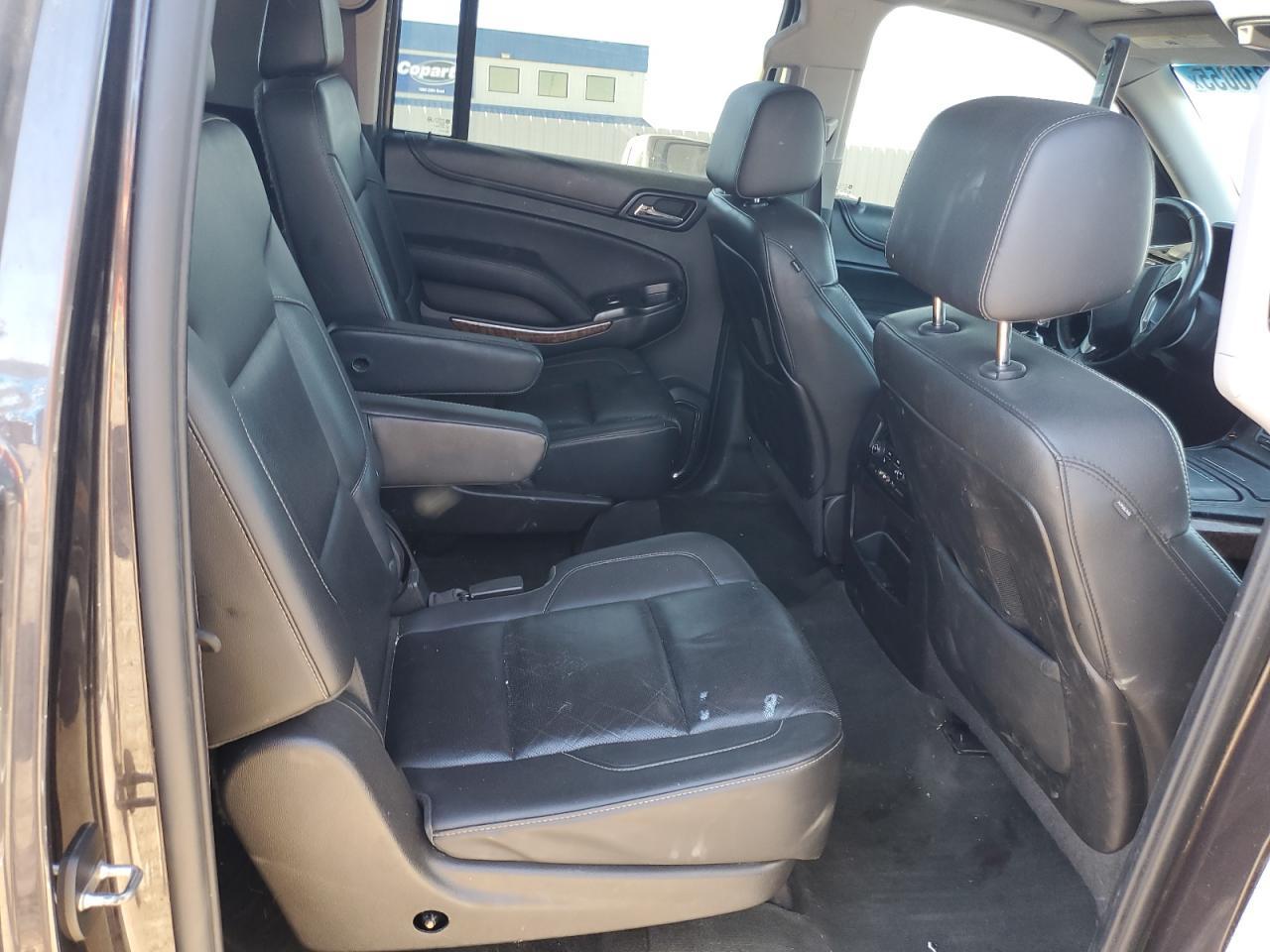 2015 CHEVROLET Suburban