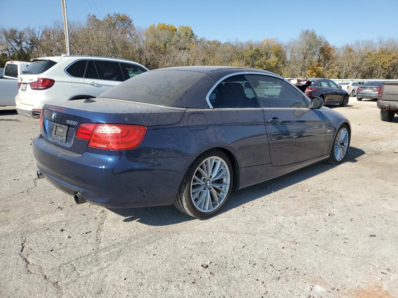 2011 BMW 3 SERIES
