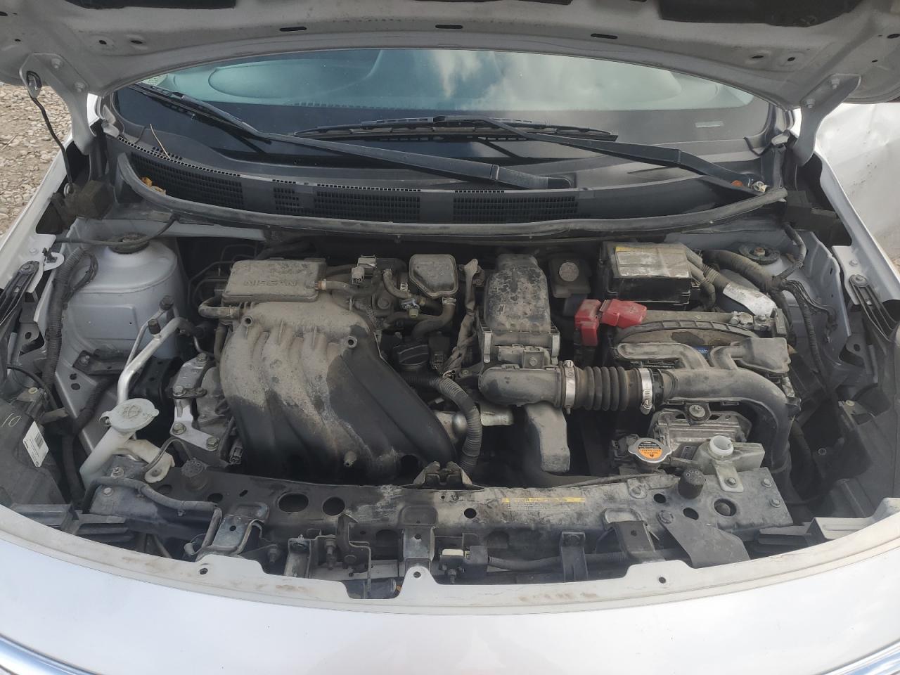 2016 NISSAN VERSA
