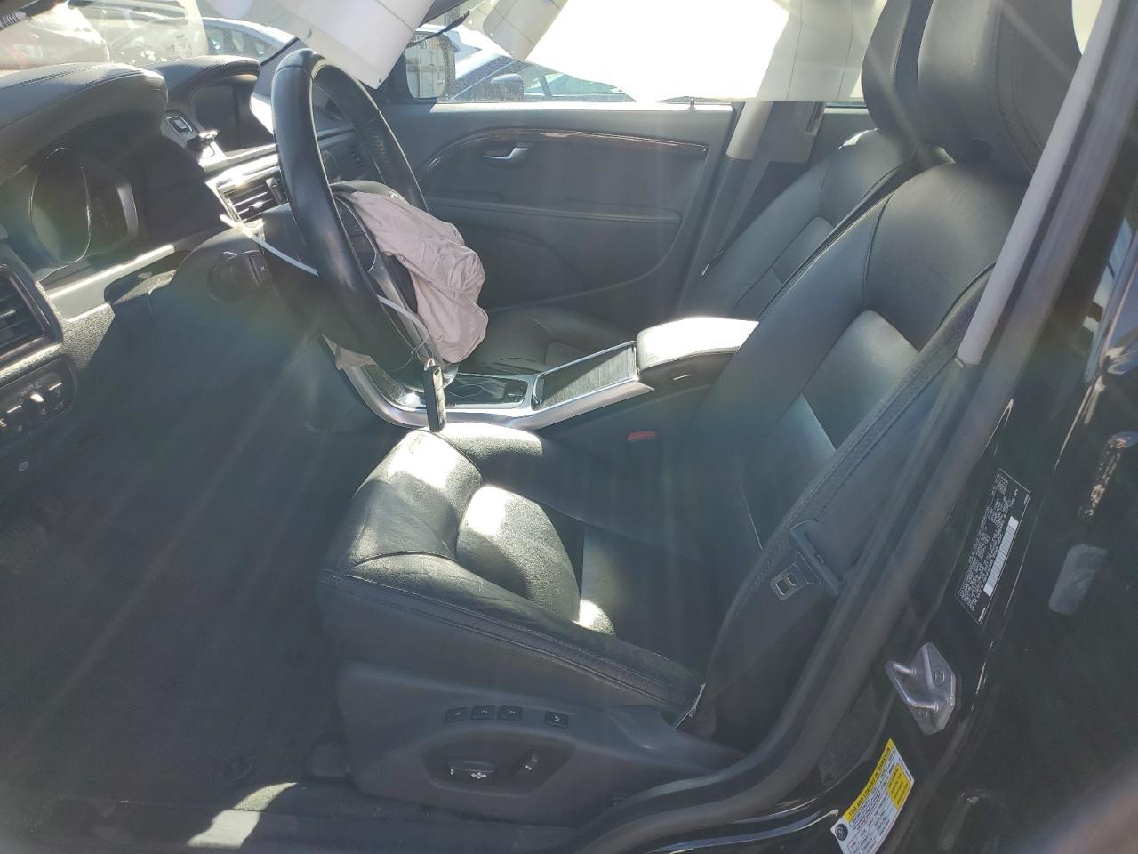 2016 VOLVO XC70
