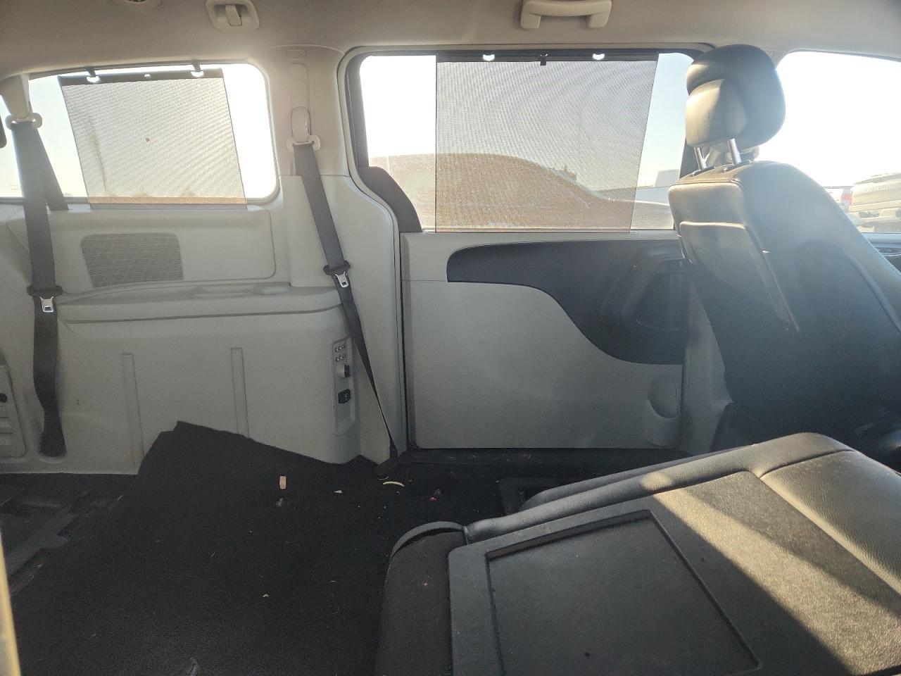 2012 CHRYSLER Town & Country
