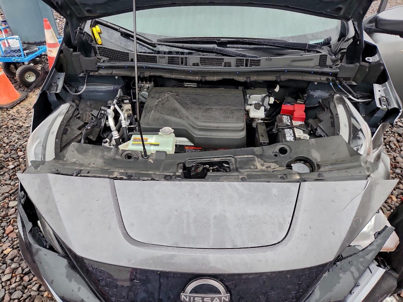 2023 NISSAN LEAF