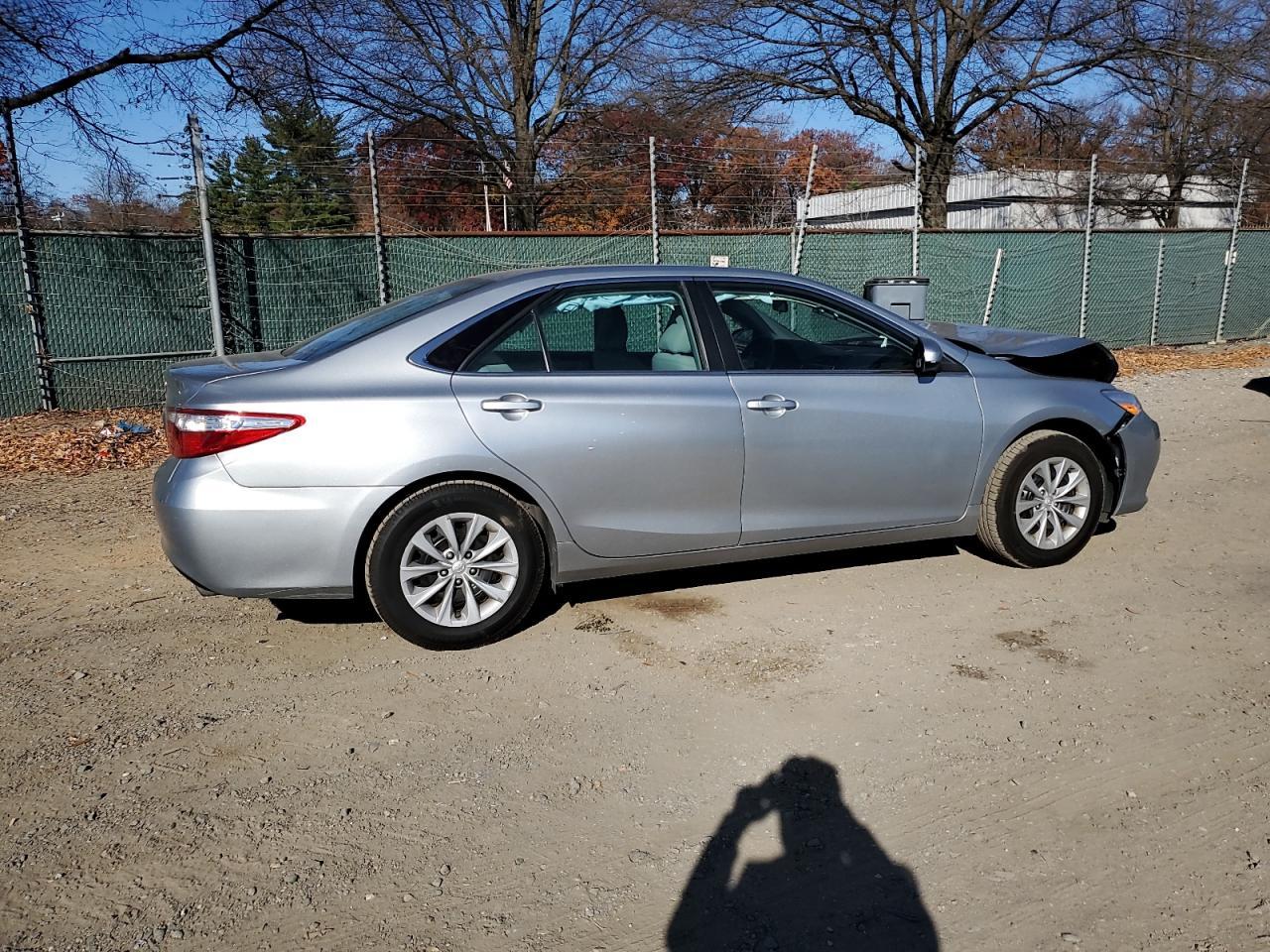 2015 TOYOTA CAMRY