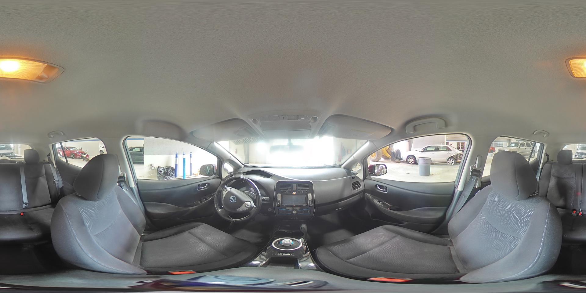 2016 NISSAN LEAF