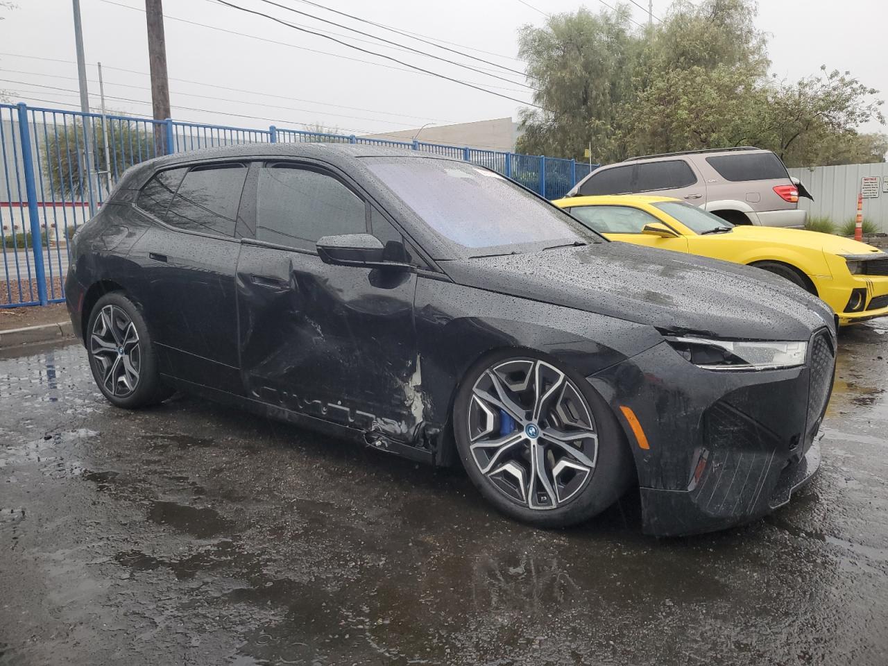 2024 BMW iX