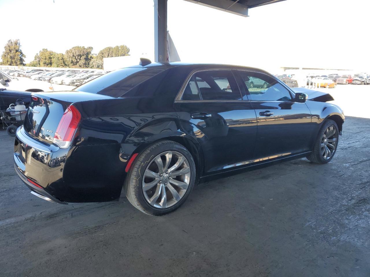 2021 CHRYSLER 300
