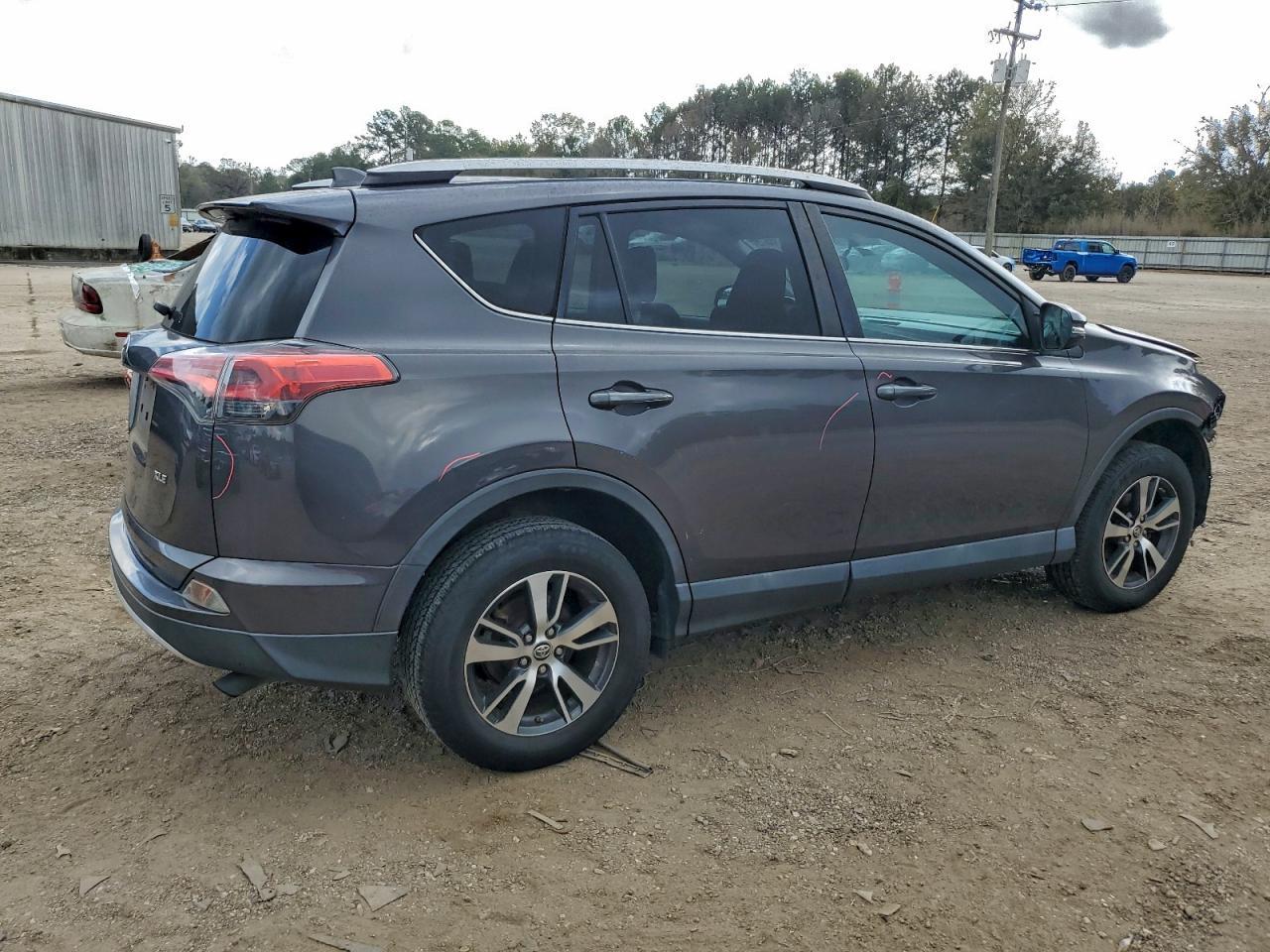 2016 TOYOTA RAV4