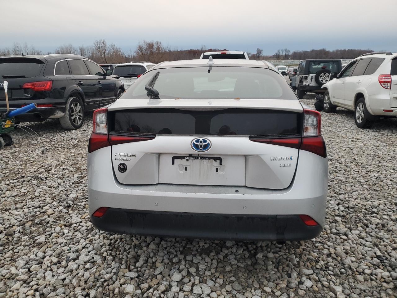 2022 TOYOTA PRIUS