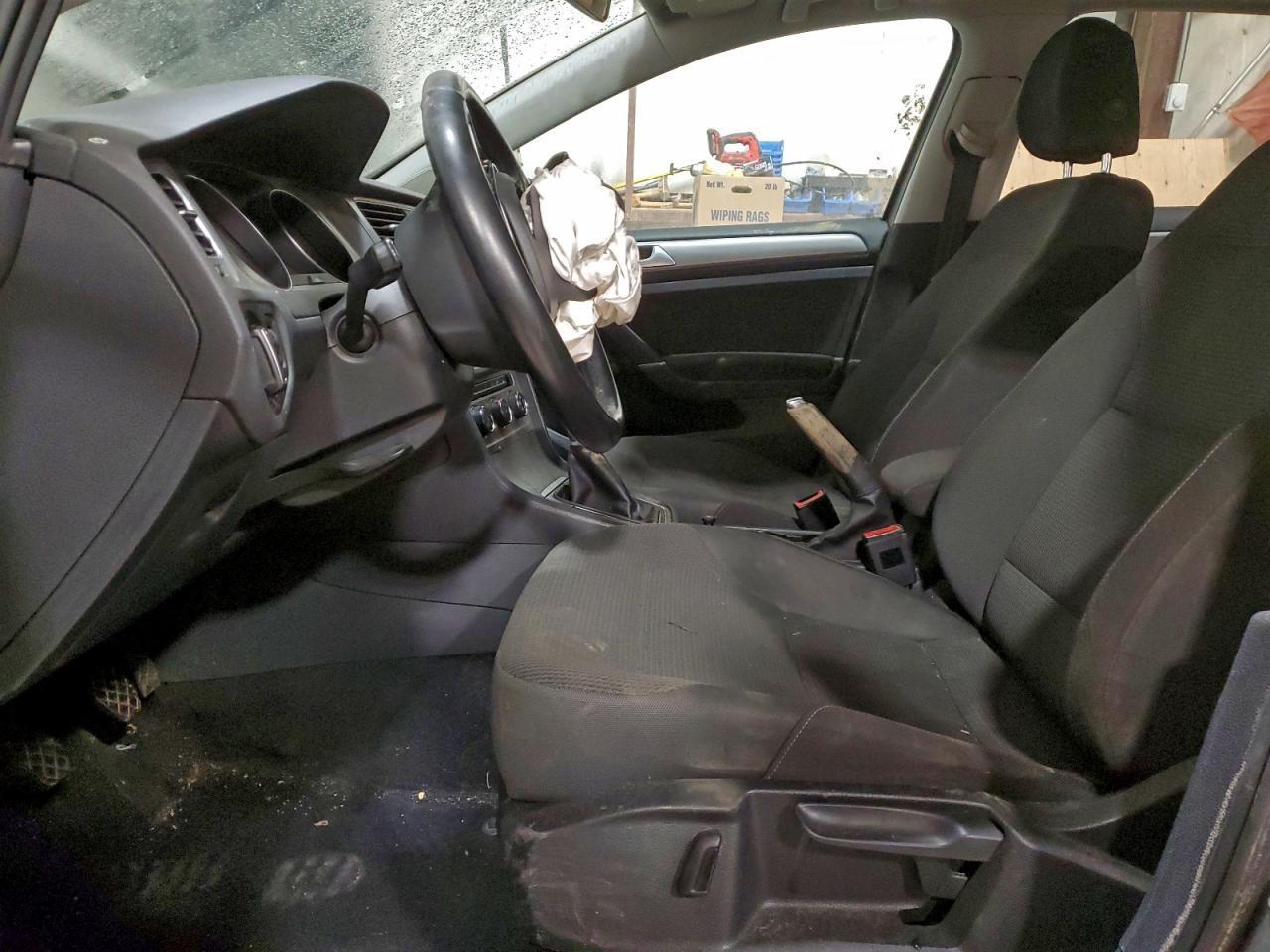 2015 VOLKSWAGEN GOLF