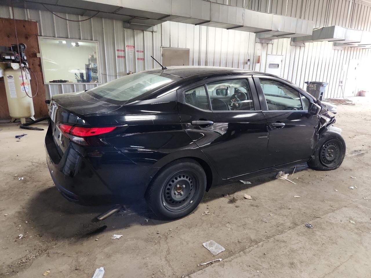 2023 NISSAN VERSA