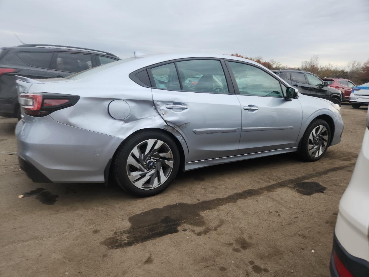 2024 SUBARU Legacy