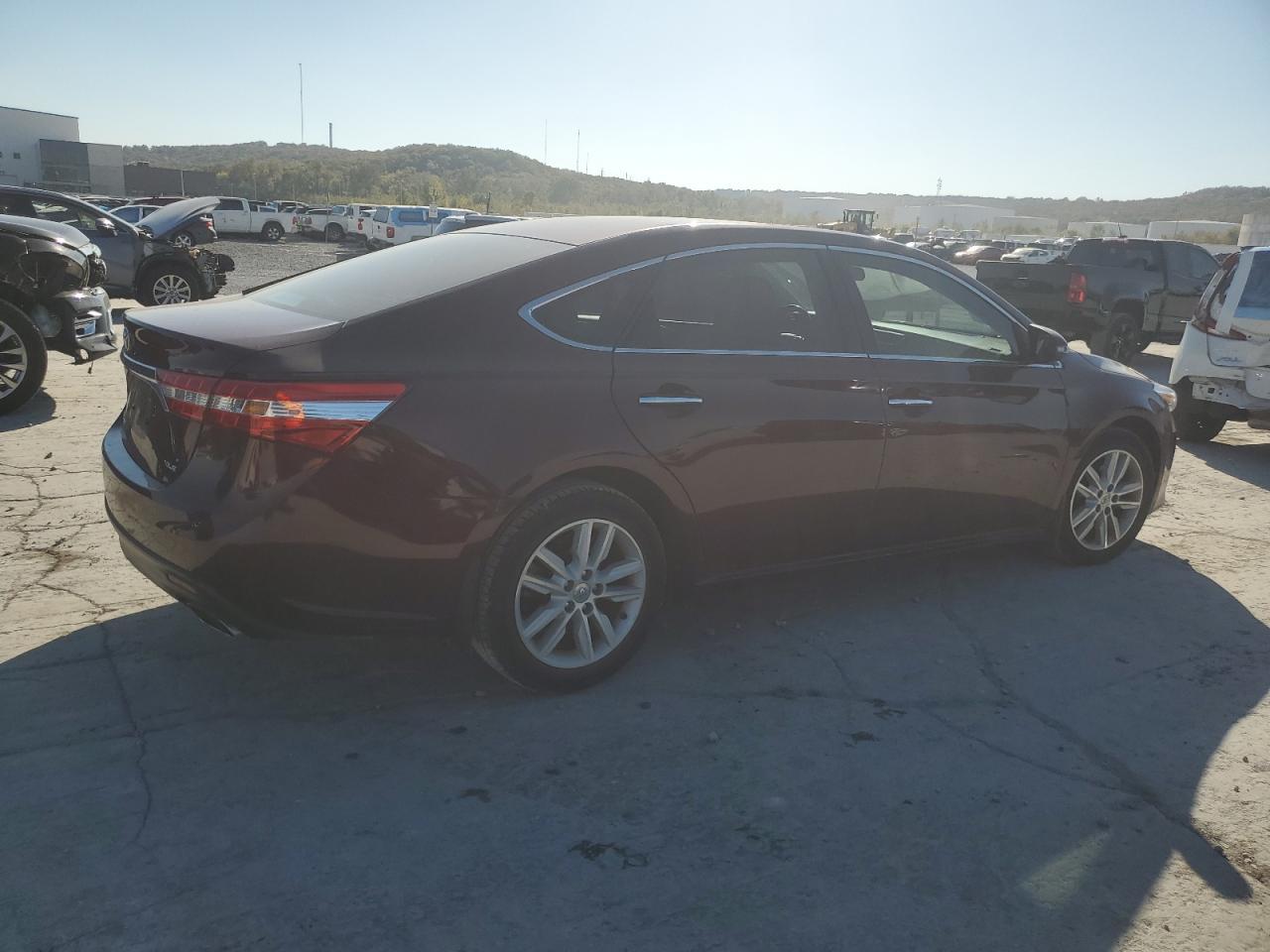 2013 TOYOTA Avalon
