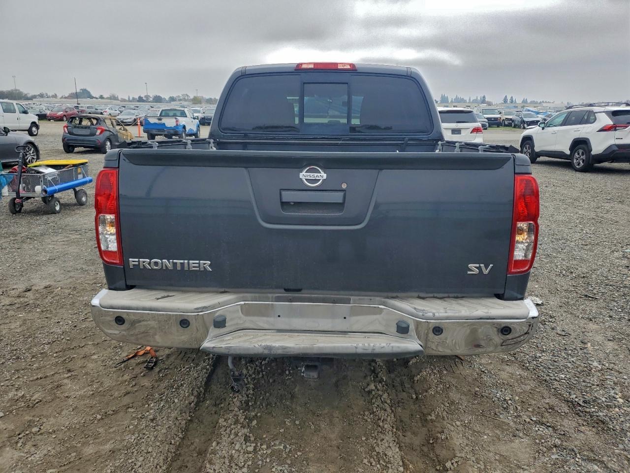 2015 NISSAN Frontier