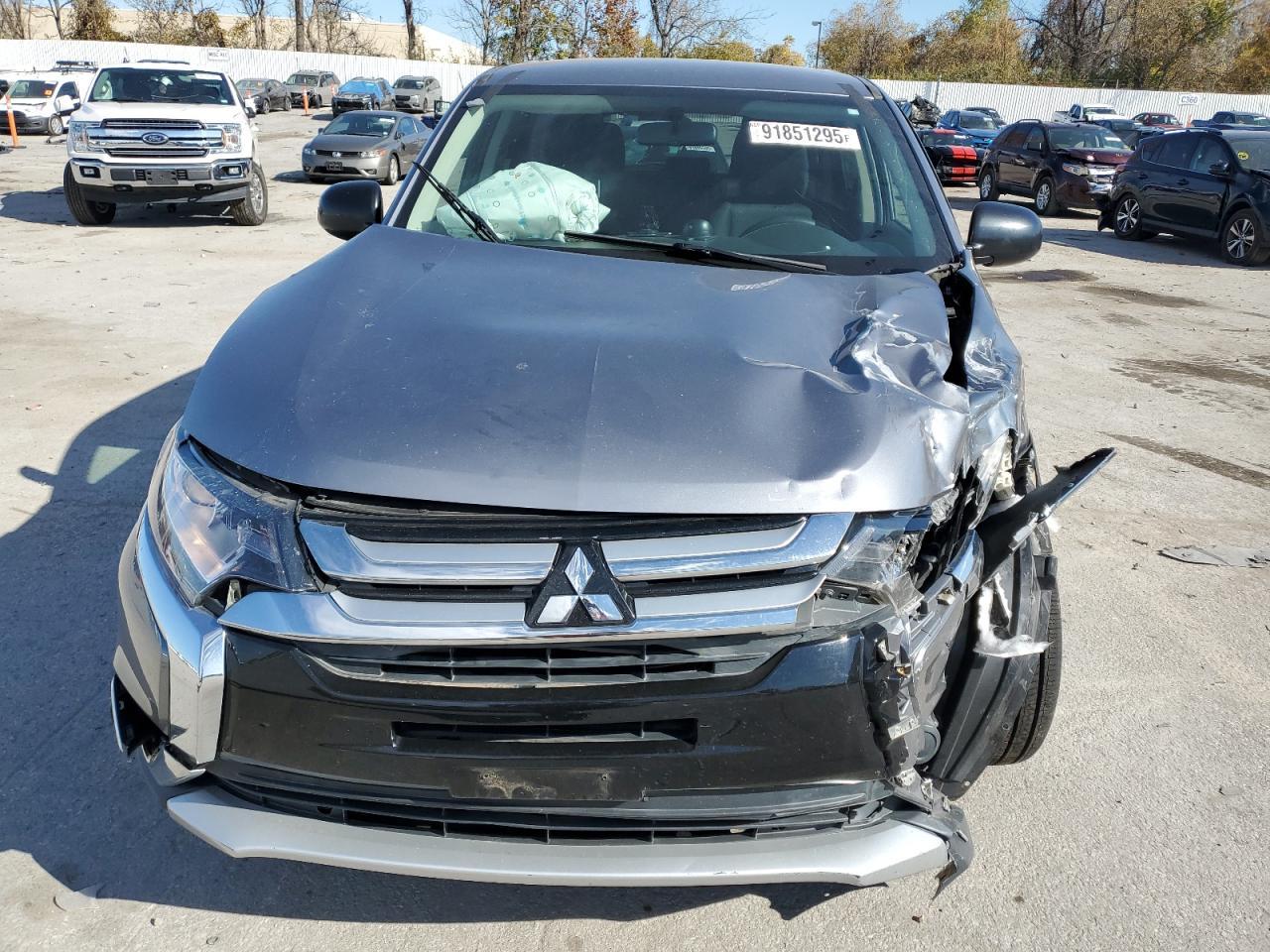2018 MITSUBISHI outlander