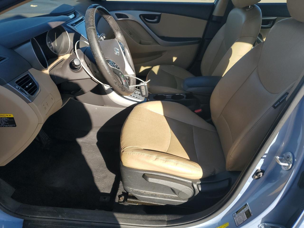 2012 HYUNDAI ELANTRA