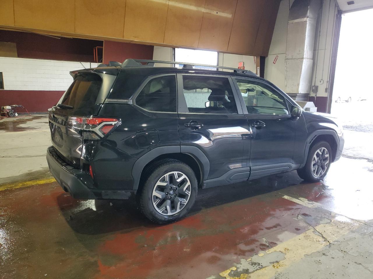 2025 SUBARU FORESTER