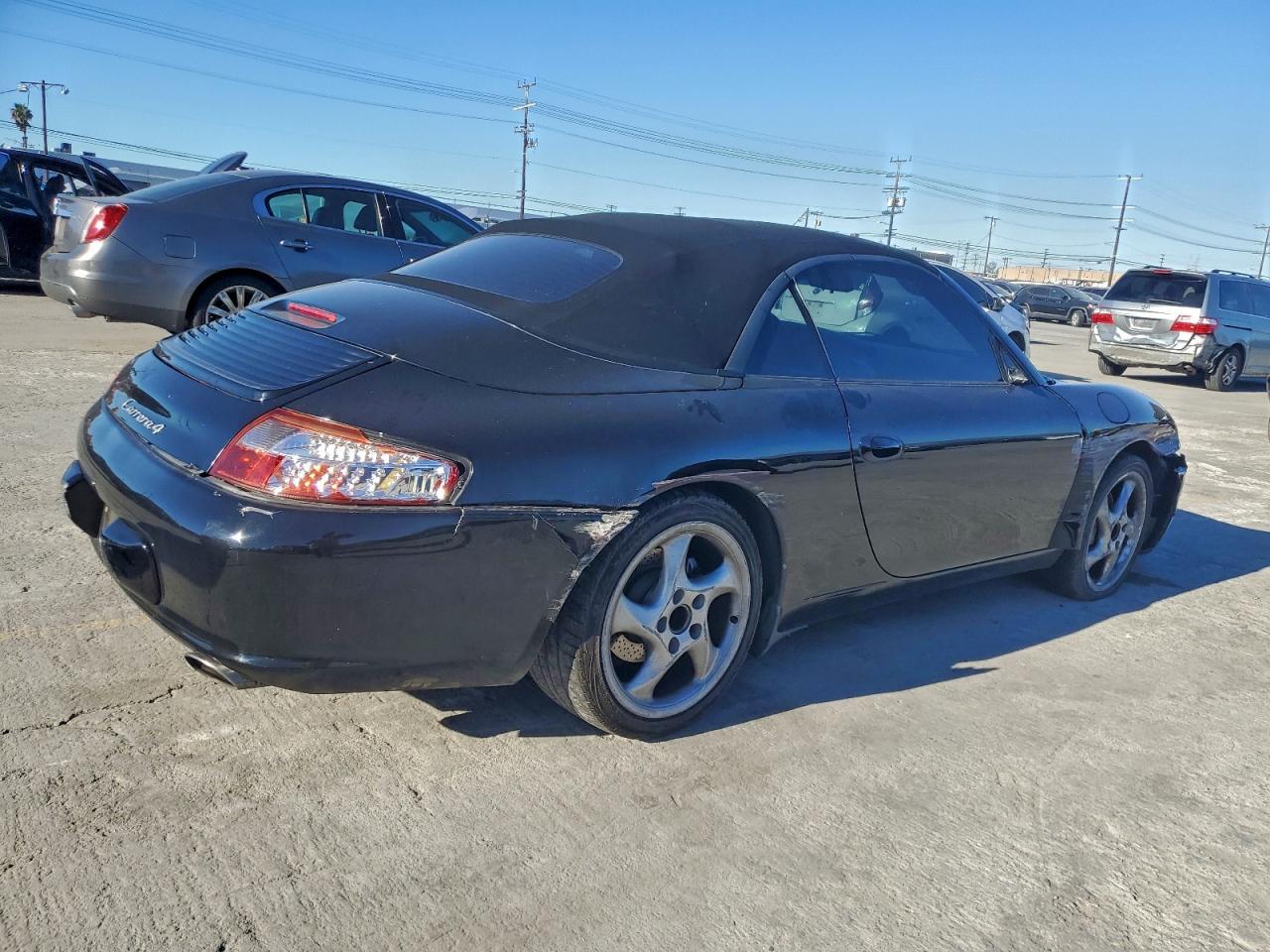 2002 PORSCHE 911
