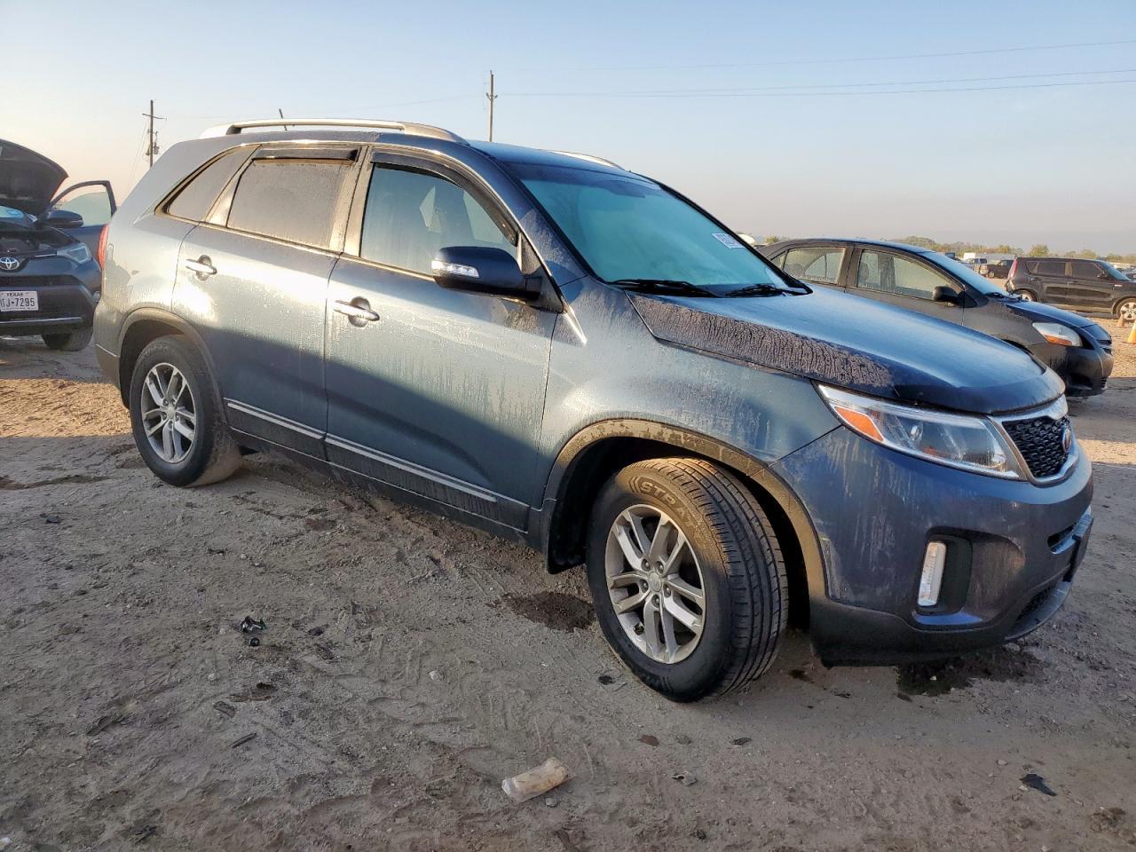 2015 KIA SORENTO