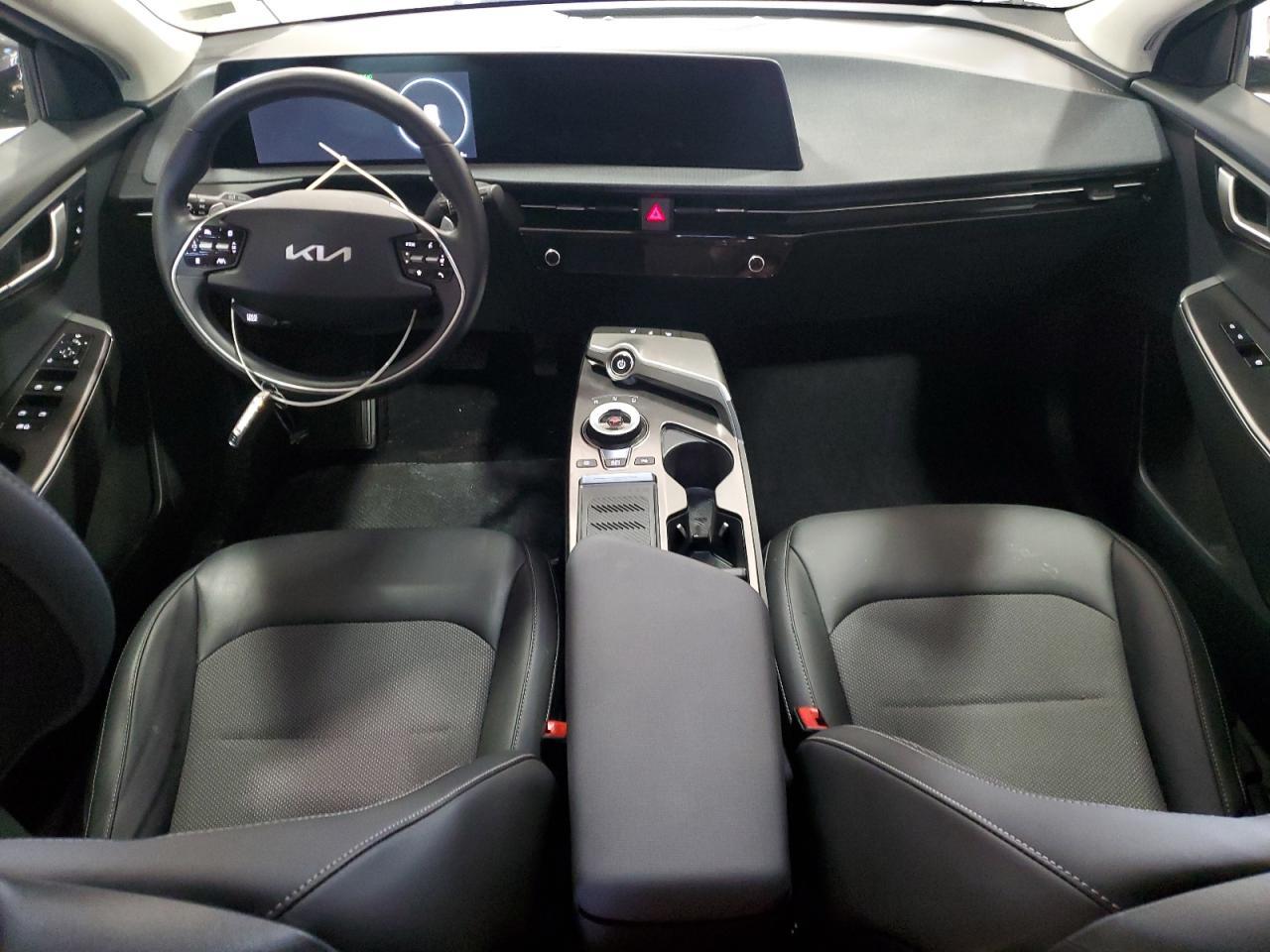 2024 KIA EV6