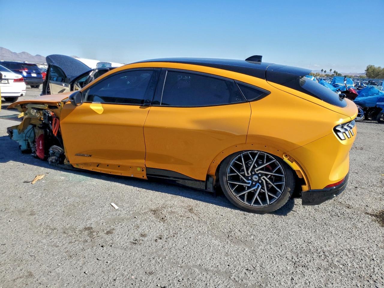 2022 FORD Mustang Mach-E