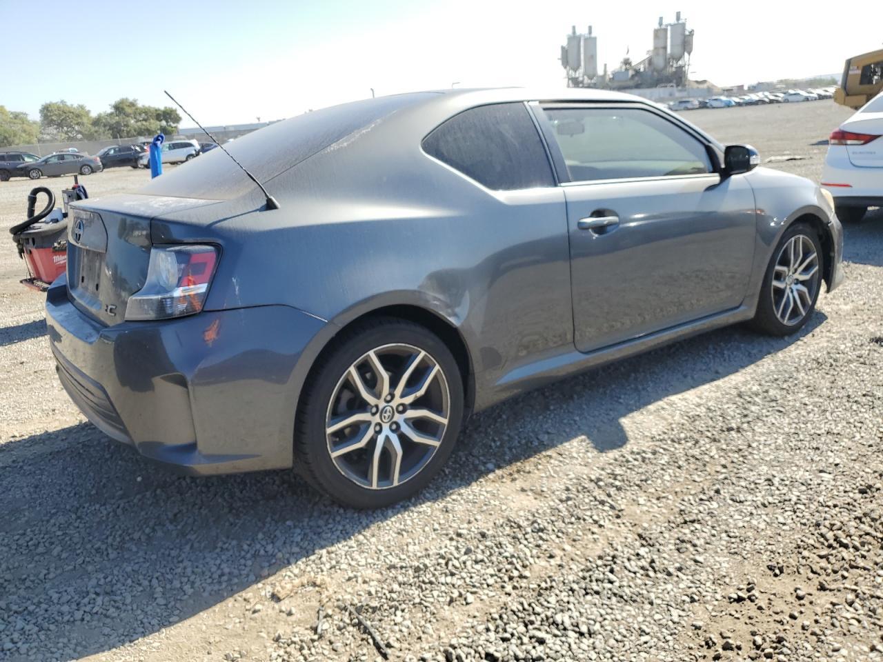 2014 TOYOTA SCION