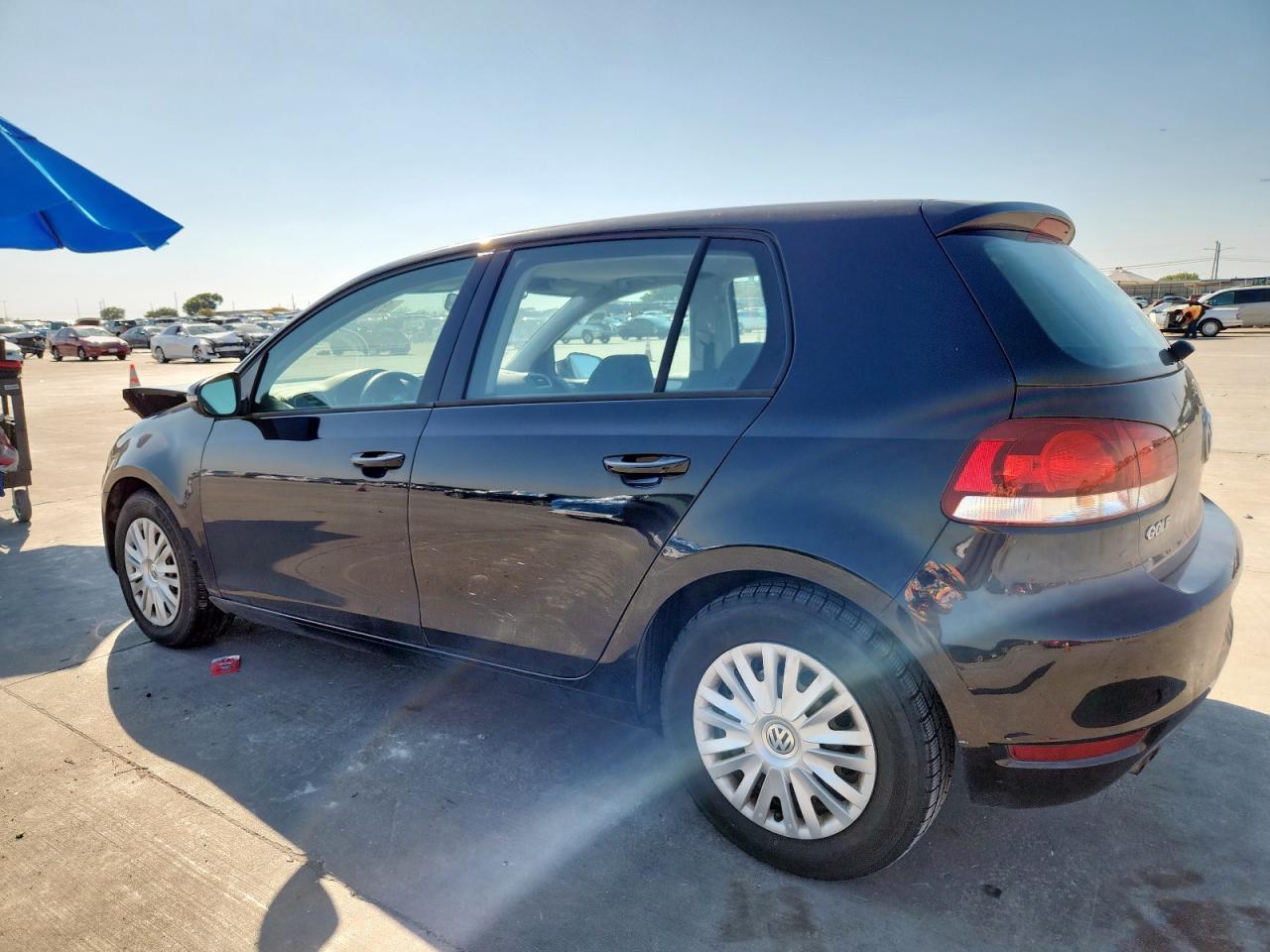 2013 VOLKSWAGEN GOLF
