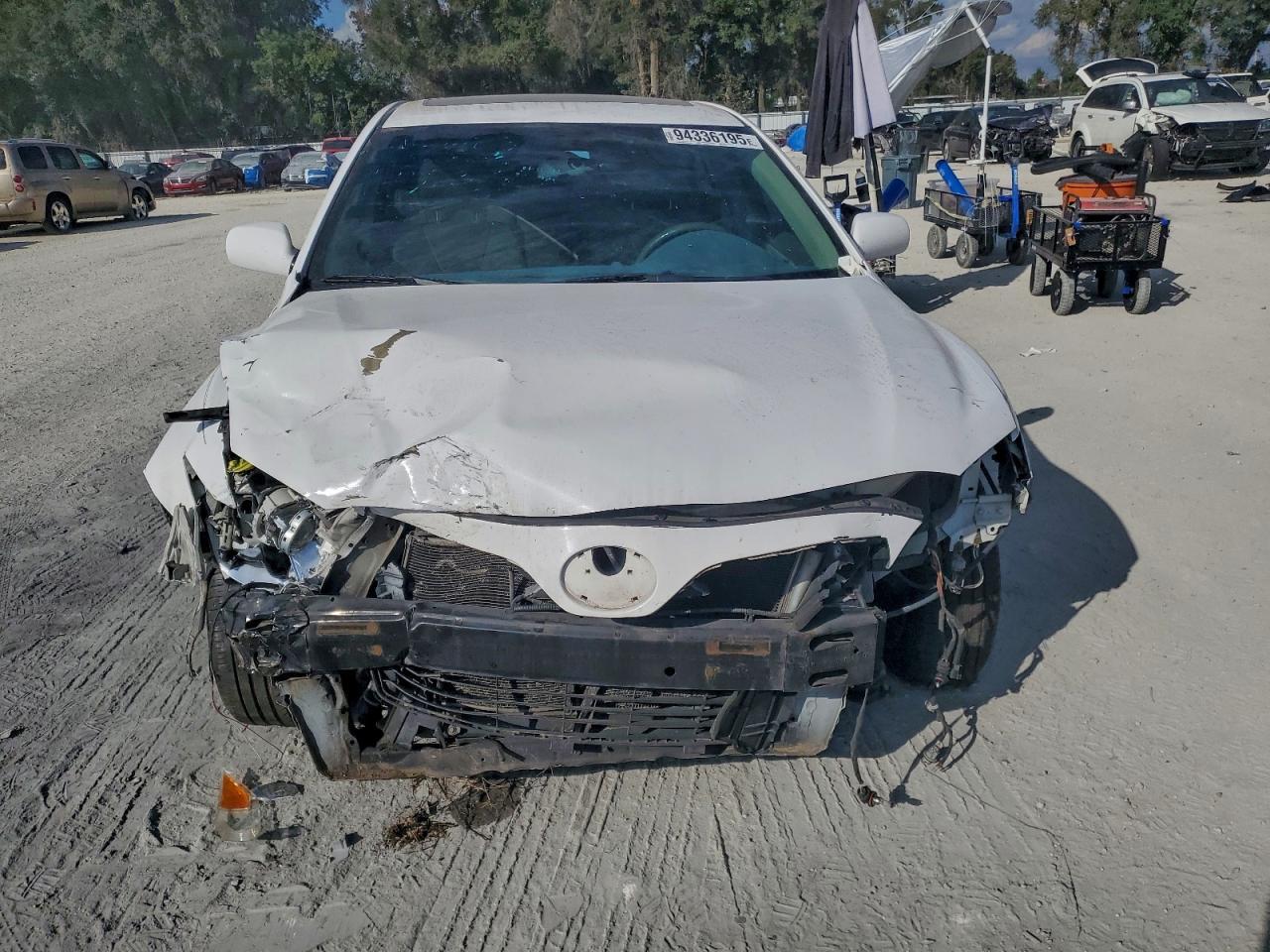 2011 TOYOTA CAMRY