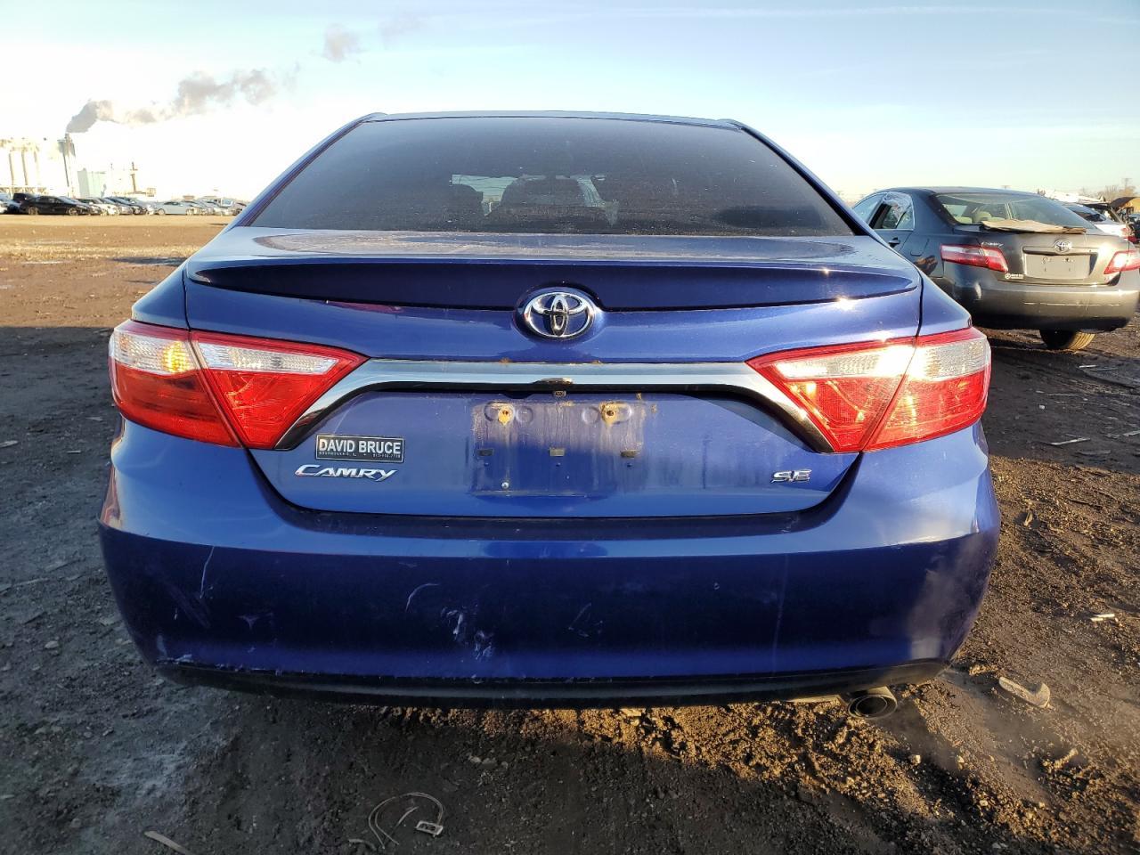 2015 TOYOTA CAMRY