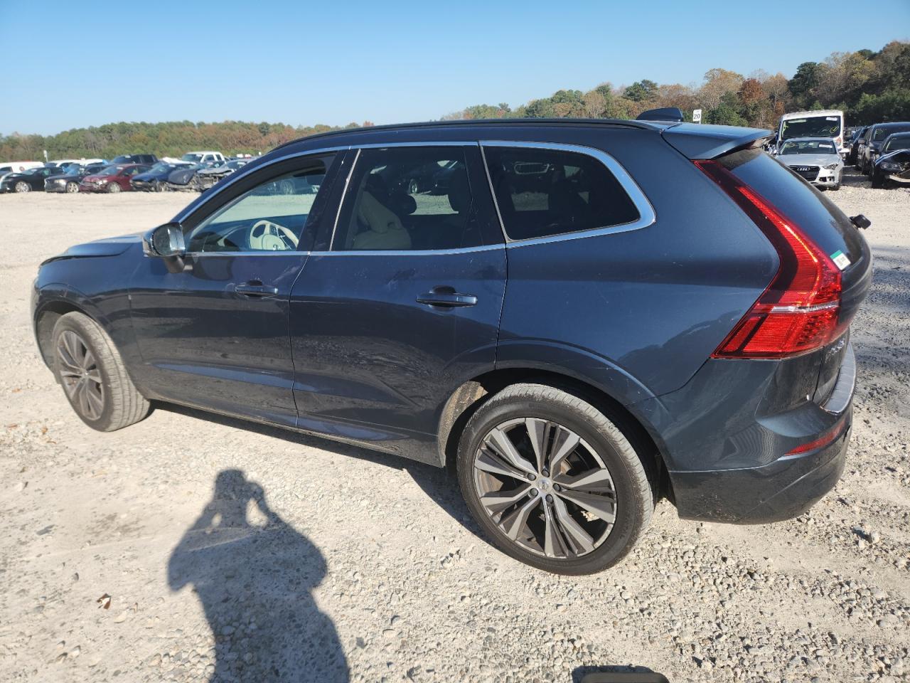 2022 VOLVO XC60