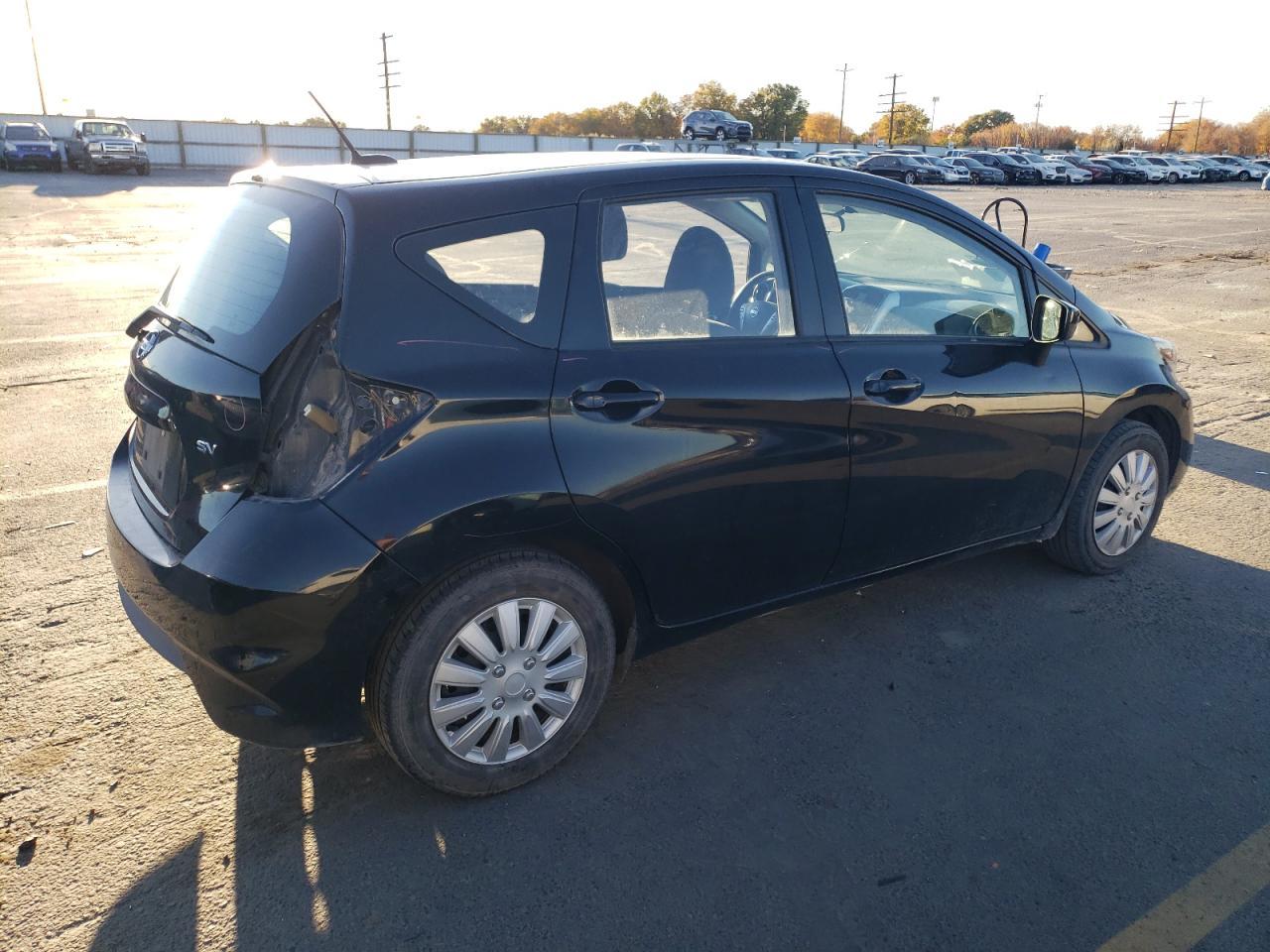 2017 NISSAN Versa Note