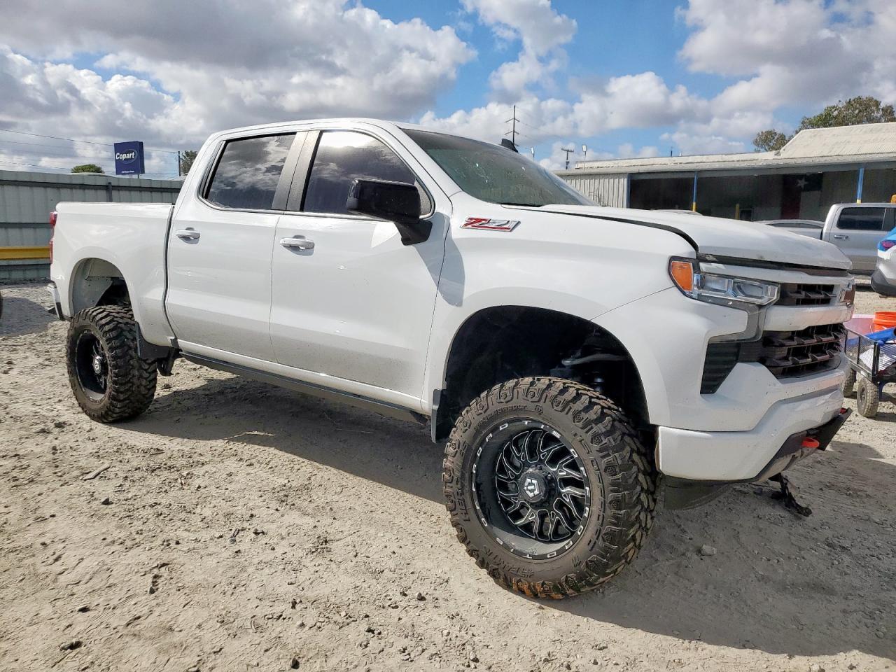 2023 CHEVROLET Silverado