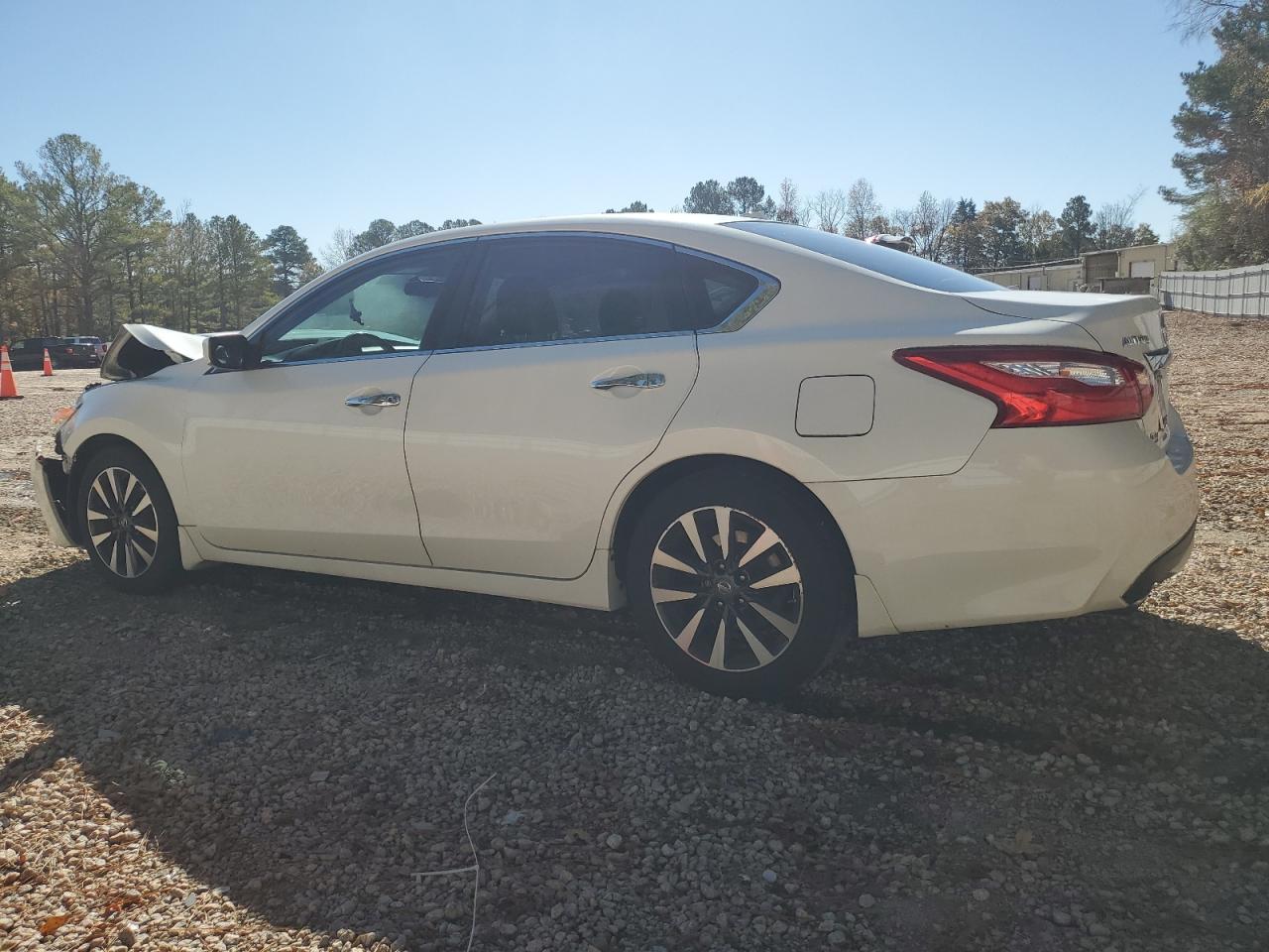 2017 NISSAN ALTIMA