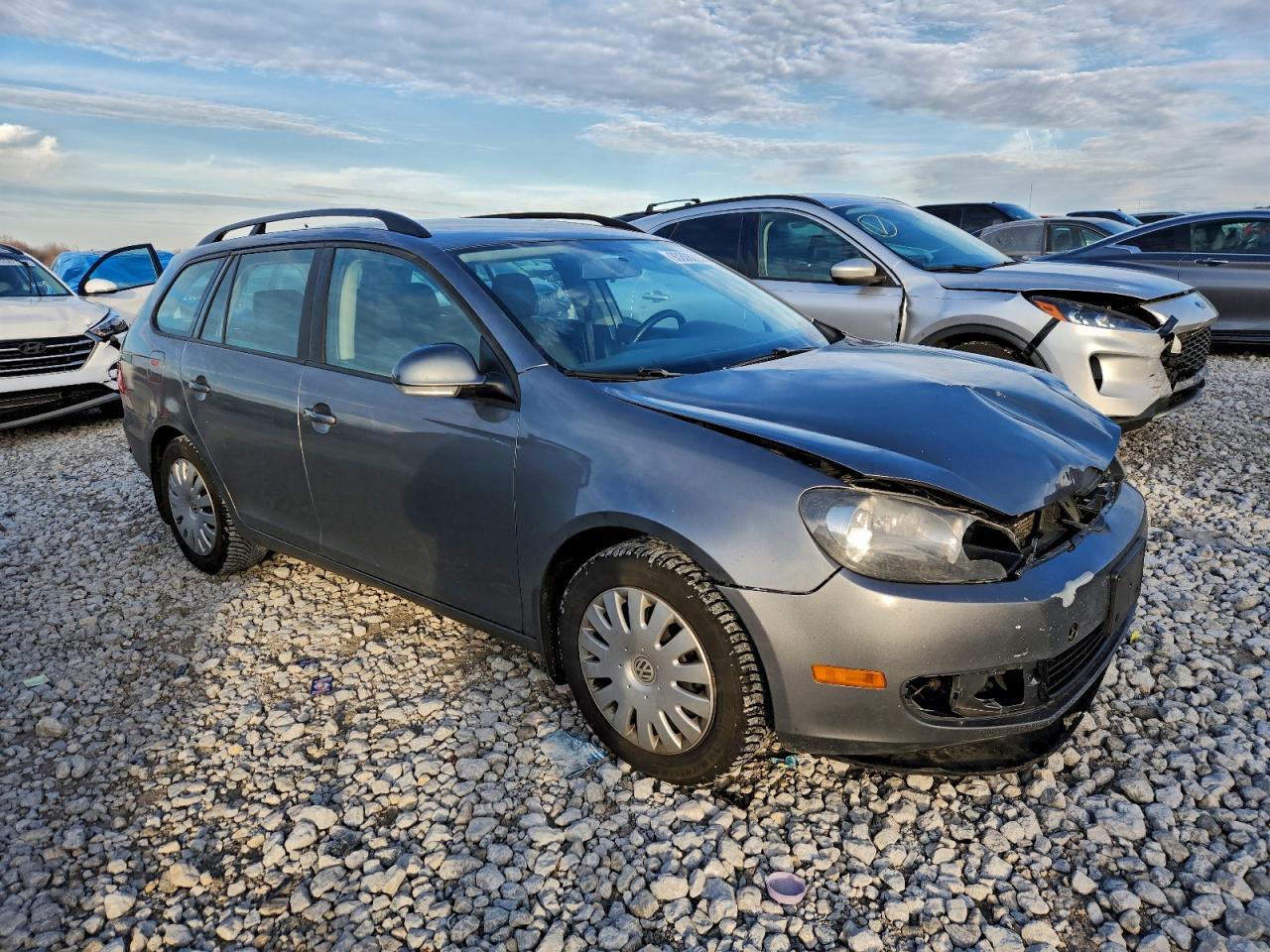 2013 VOLKSWAGEN JETTA