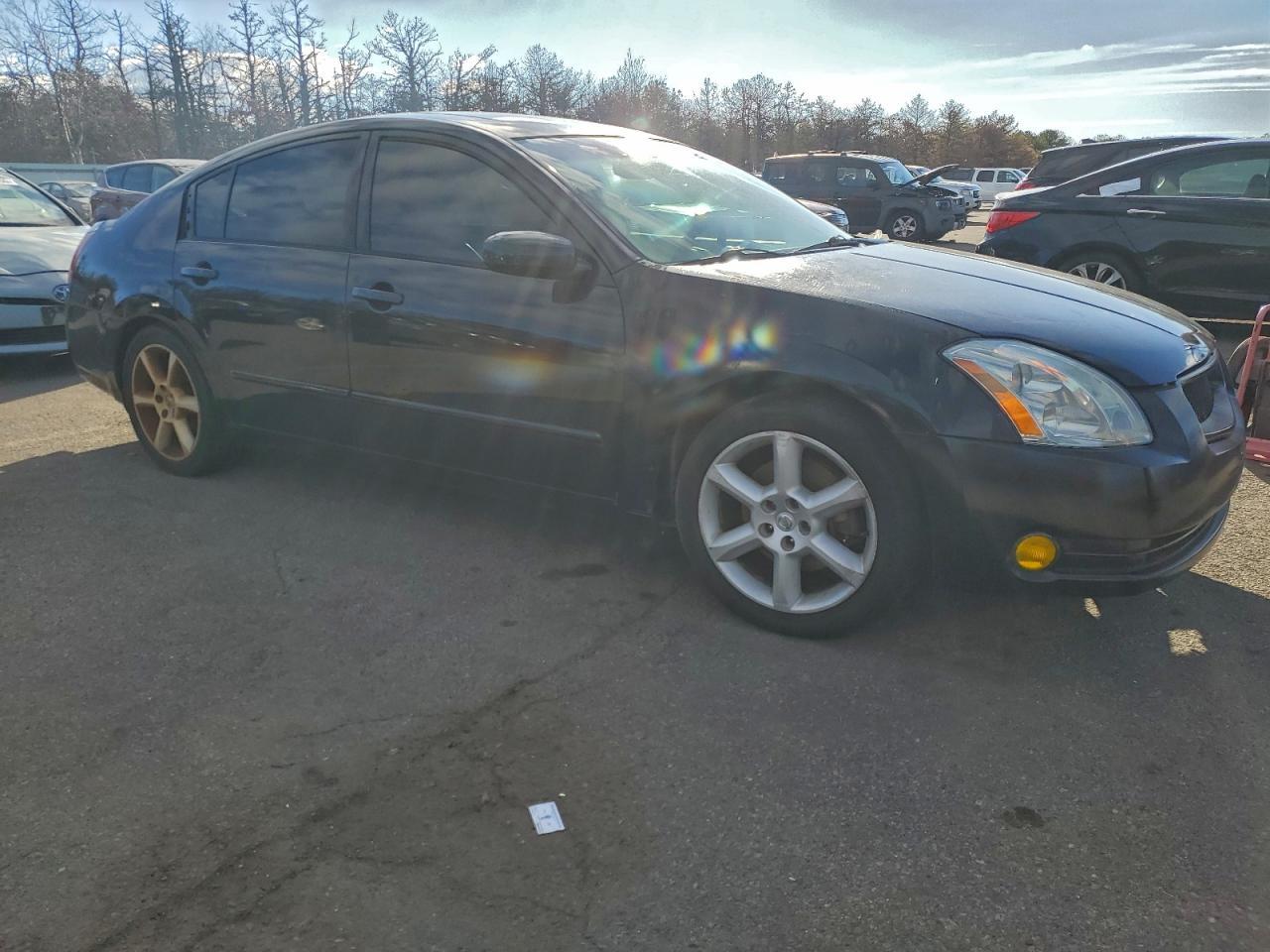 2003 NISSAN Maxima