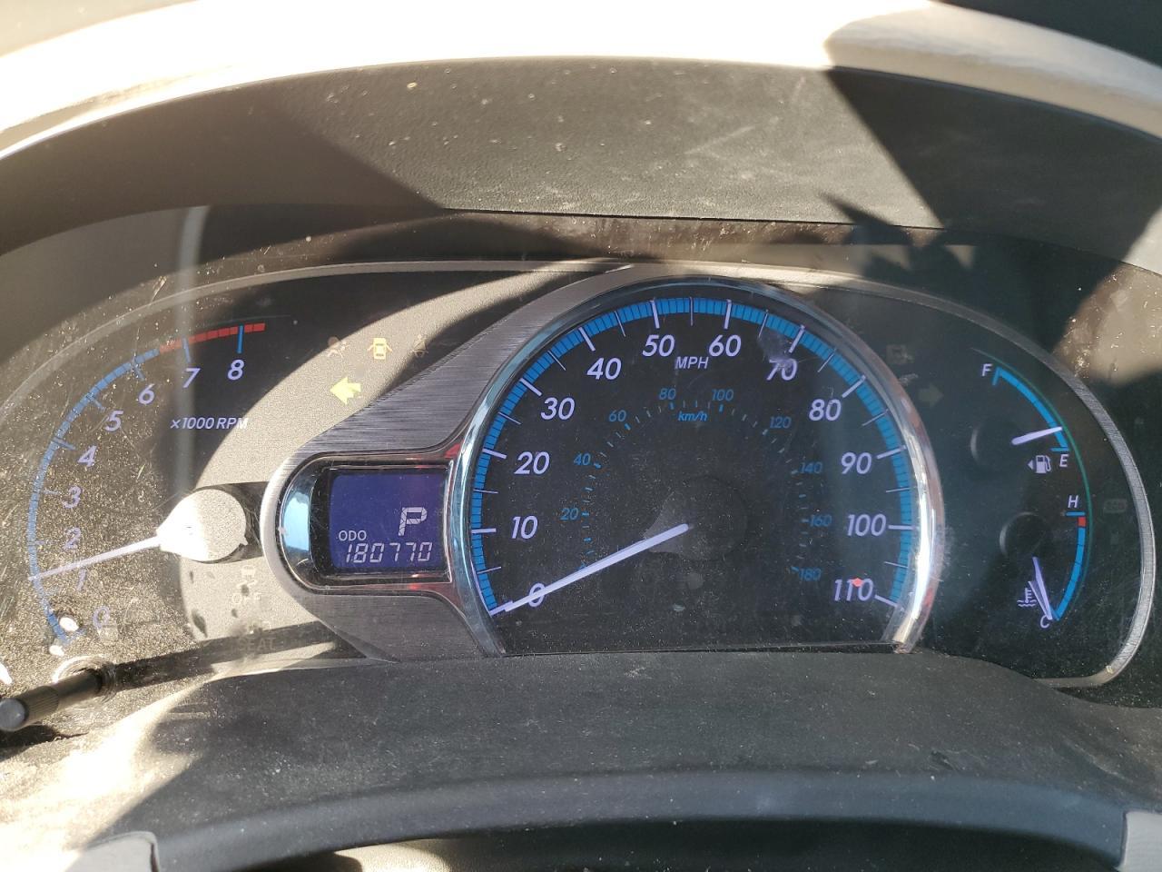 2012 TOYOTA SIENNA