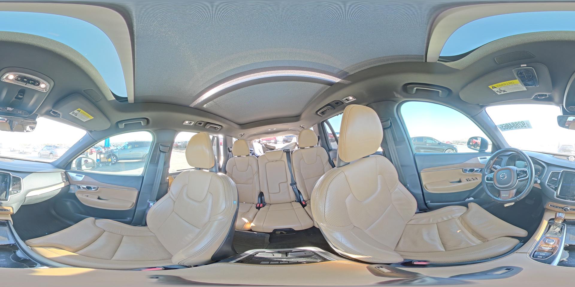 2017 VOLVO XC90