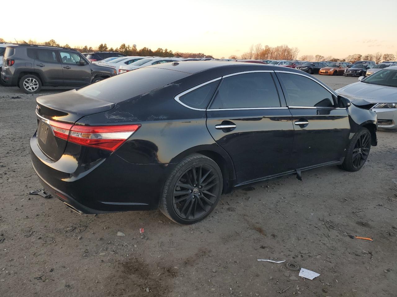 2015 TOYOTA Avalon