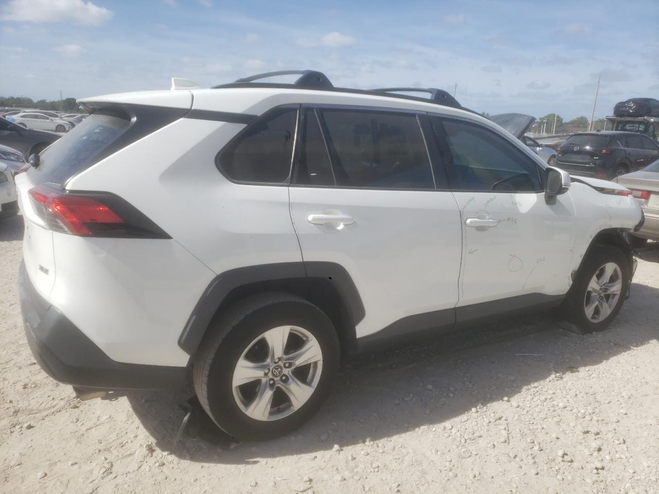 2020 TOYOTA RAV4