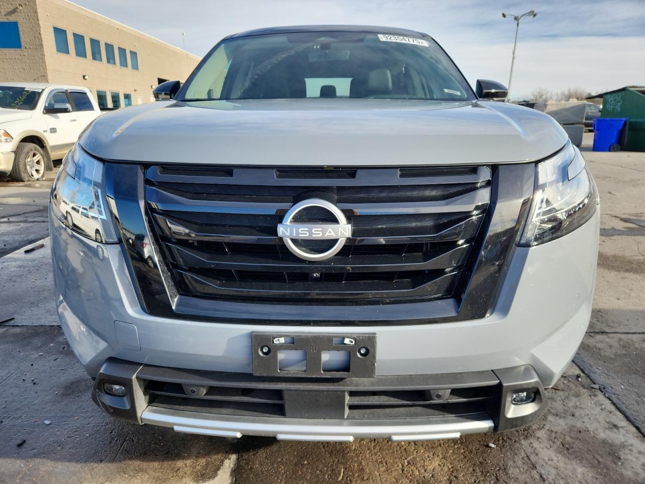 2023 NISSAN PATHFINDER