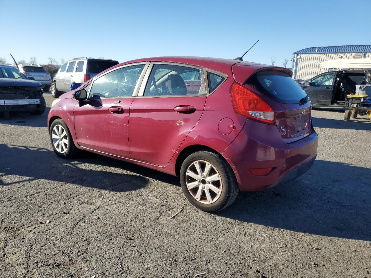 2011 FORD Fiesta