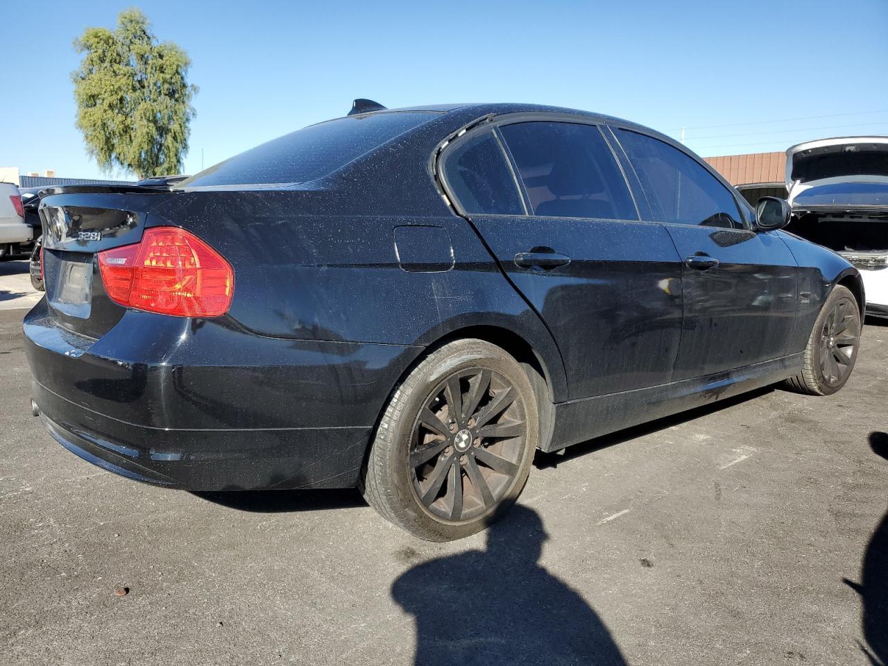 2011 BMW 3 SERIES