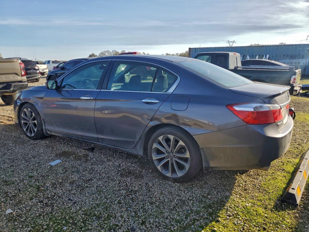 2015 HONDA ACCORD
