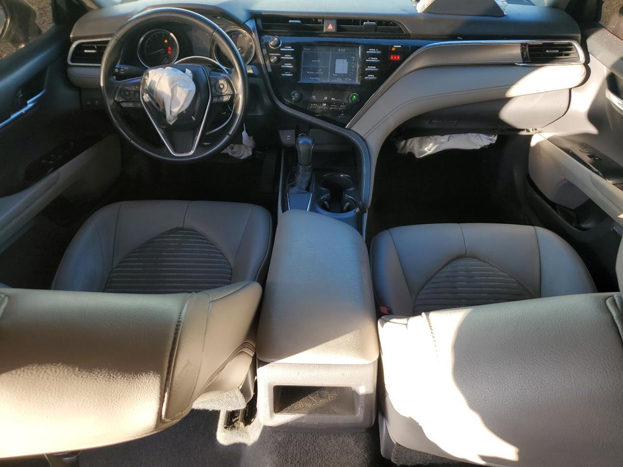 2018 TOYOTA CAMRY