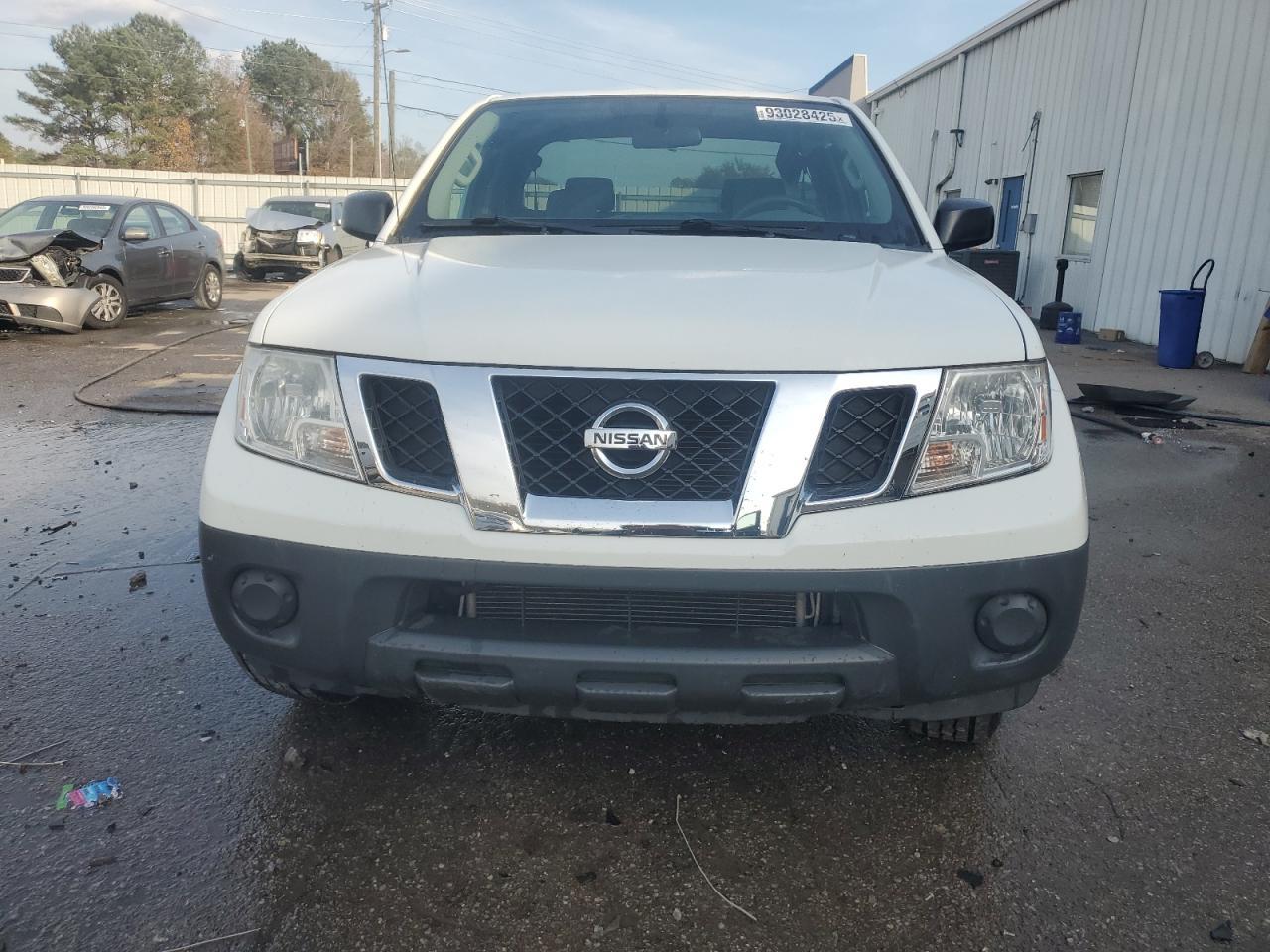 2016 NISSAN Frontier